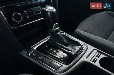 Лифтбек Skoda Superb 2014 в 