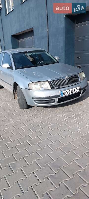 Лифтбек Skoda Superb 2008 в 
