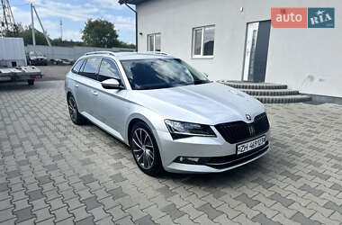 Универсал Skoda Superb 2017 в 