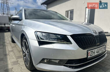 Универсал Skoda Superb 2017 в 