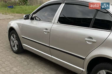 Ліфтбек Skoda Superb 2003 в 
