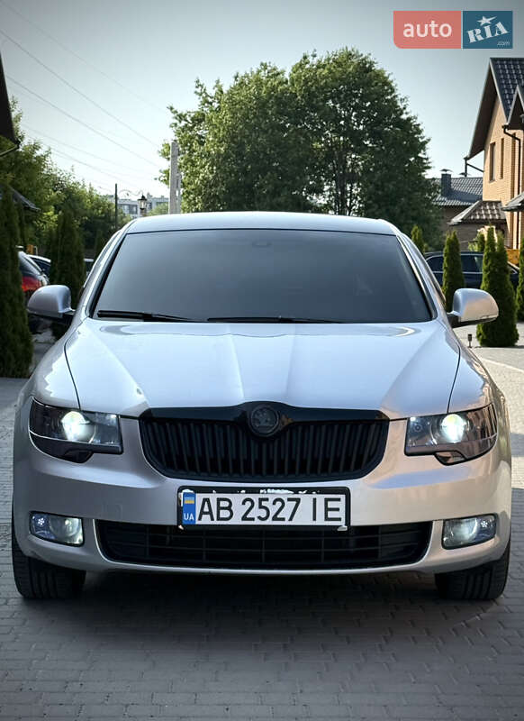 Skoda Superb 2011