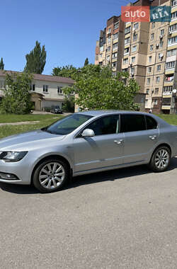 Лифтбек Skoda Superb 2013 в Кривом Роге