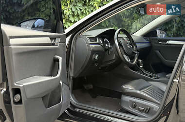 Лифтбек Skoda Superb 2018 в 