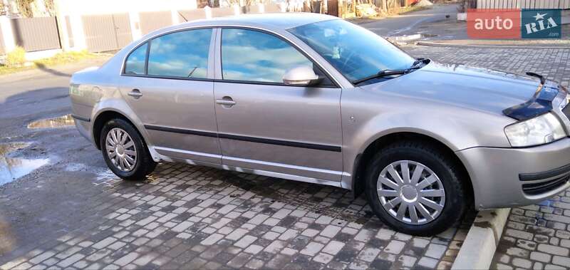 Skoda Superb 2007