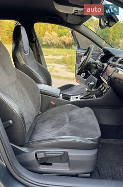 Універсал Skoda Superb 2016 в 