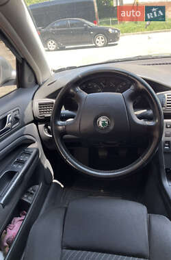 Лифтбек Skoda Superb 2007 в 