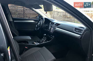 Лифтбек Skoda Superb 2017 в 