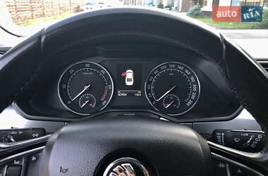 Лифтбек Skoda Superb 2017 в 