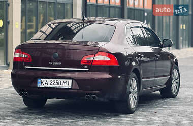 Лифтбек Skoda Superb 2009 в 