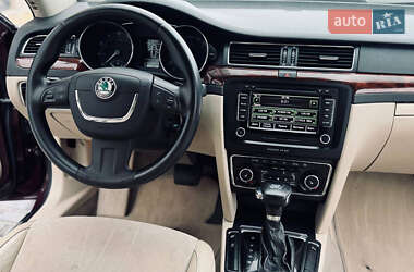 Лифтбек Skoda Superb 2009 в 