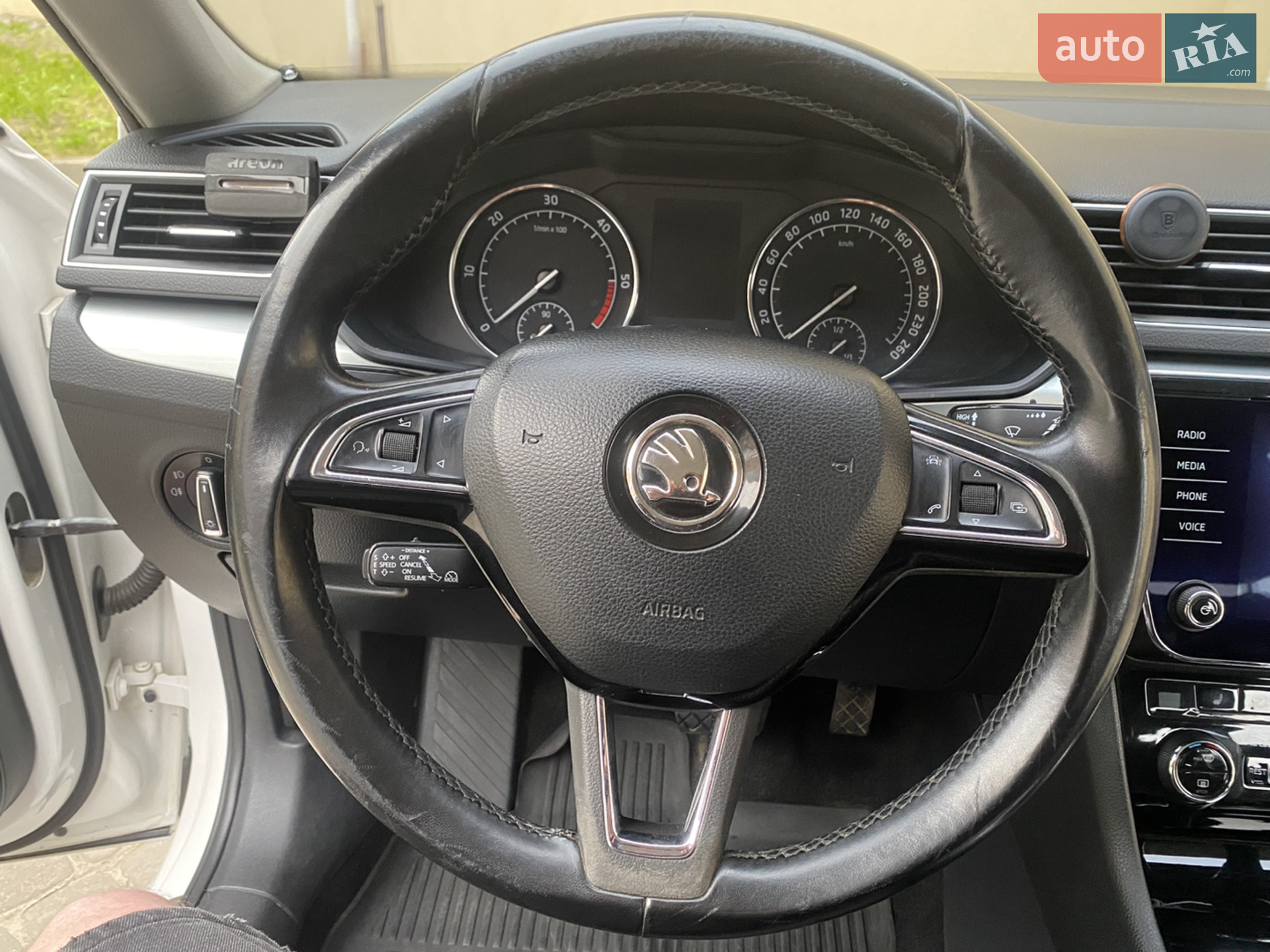2017 Skoda Superb - мініатюра 49