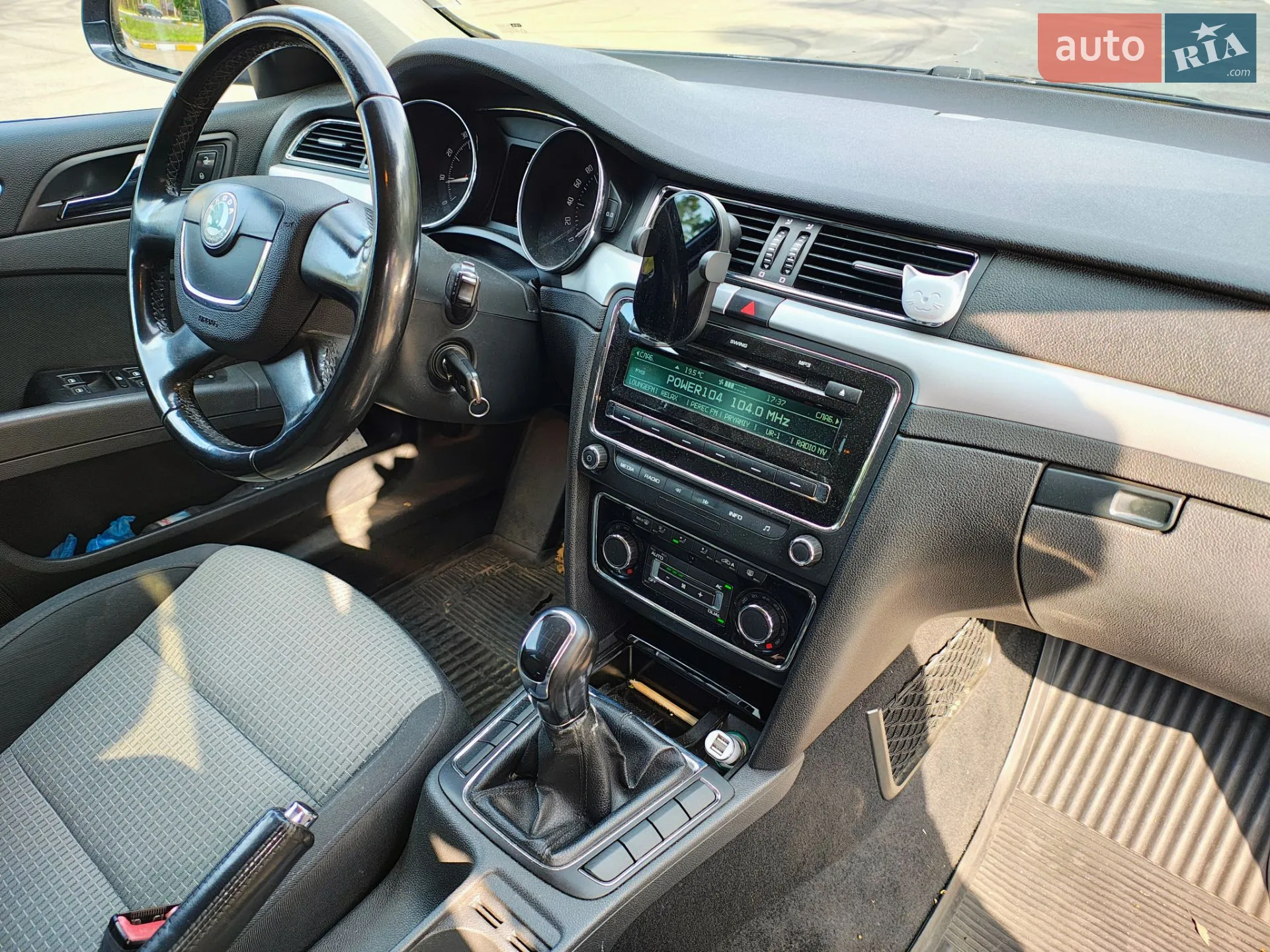 2011 Skoda Superb - мініатюра 8