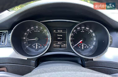 Универсал Skoda Superb 2011 в 