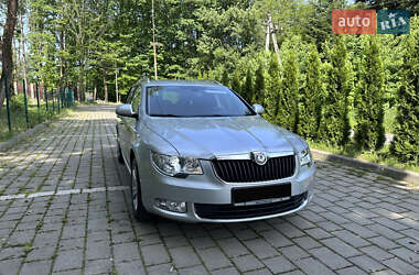 Универсал Skoda Superb 2011 в 