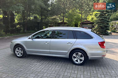 Универсал Skoda Superb 2011 в 
