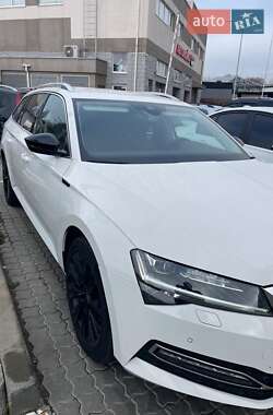 Универсал Skoda Superb 2021 в 