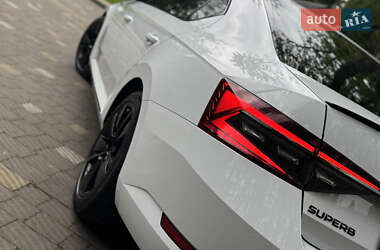 Лифтбек Skoda Superb 2021 в 