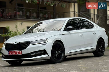 Лифтбек Skoda Superb 2021 в 