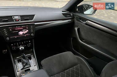Лифтбек Skoda Superb 2021 в 
