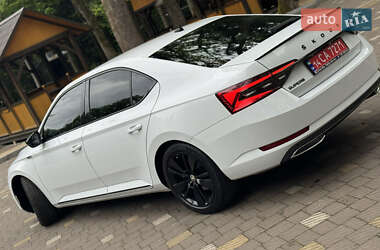 Лифтбек Skoda Superb 2021 в 