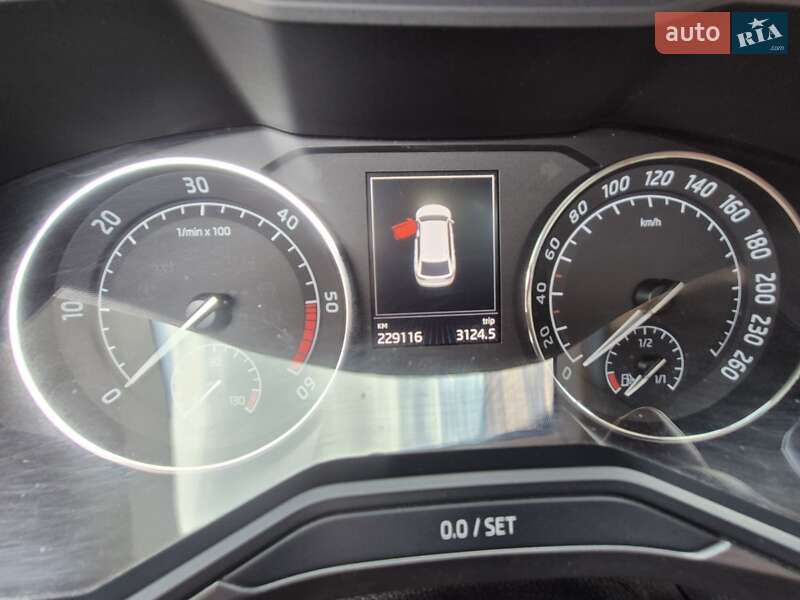 Универсал Skoda Superb 2017 в Львове