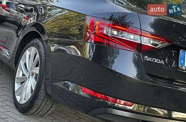 Ліфтбек Skoda Superb 2016 в 
