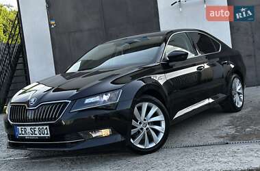Ліфтбек Skoda Superb 2016 в 