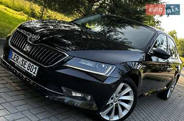 Ліфтбек Skoda Superb 2016 в 