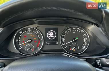 Ліфтбек Skoda Superb 2016 в 