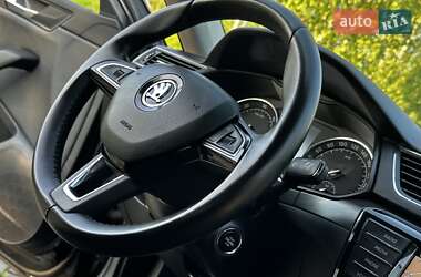 Ліфтбек Skoda Superb 2016 в 