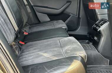 Ліфтбек Skoda Superb 2016 в 