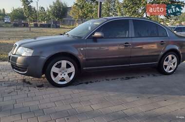 Лифтбек Skoda Superb 2004 в Виноградове
