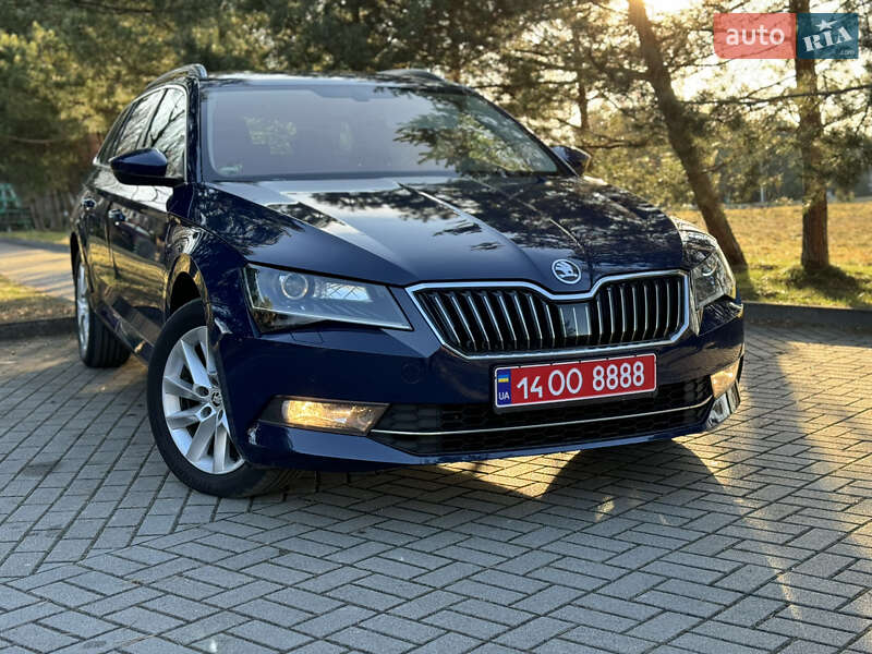 Универсал Skoda Superb 2018 в Дрогобыче