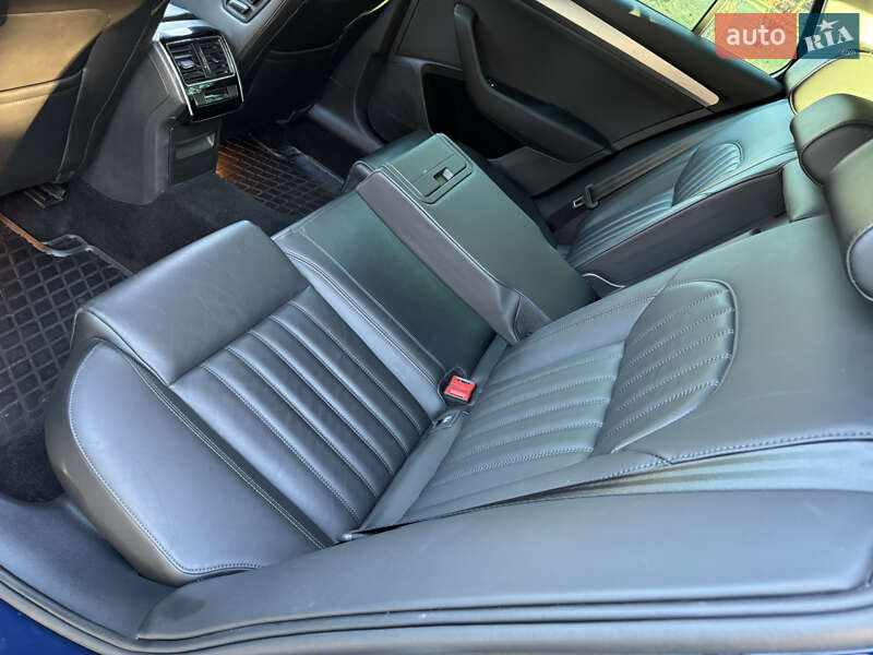 Универсал Skoda Superb 2018 в Дрогобыче
