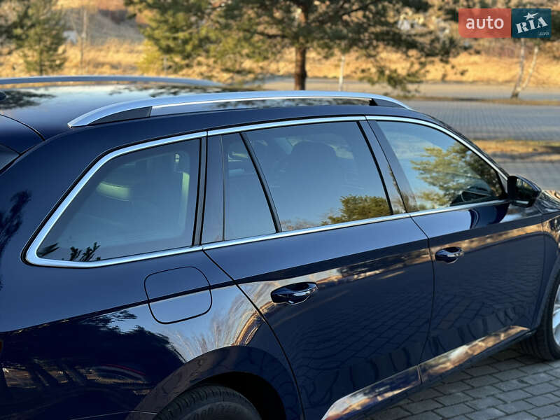 Универсал Skoda Superb 2018 в Дрогобыче