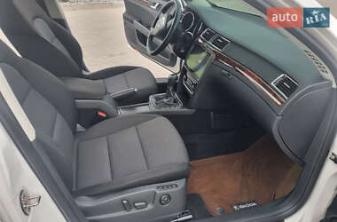 Лифтбек Skoda Superb 2012 в 
