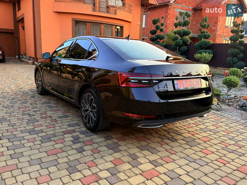 Лифтбек Skoda Superb 2019 в Мукачево