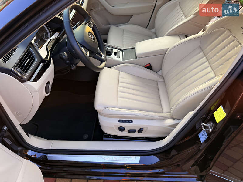 Лифтбек Skoda Superb 2019 в Мукачево