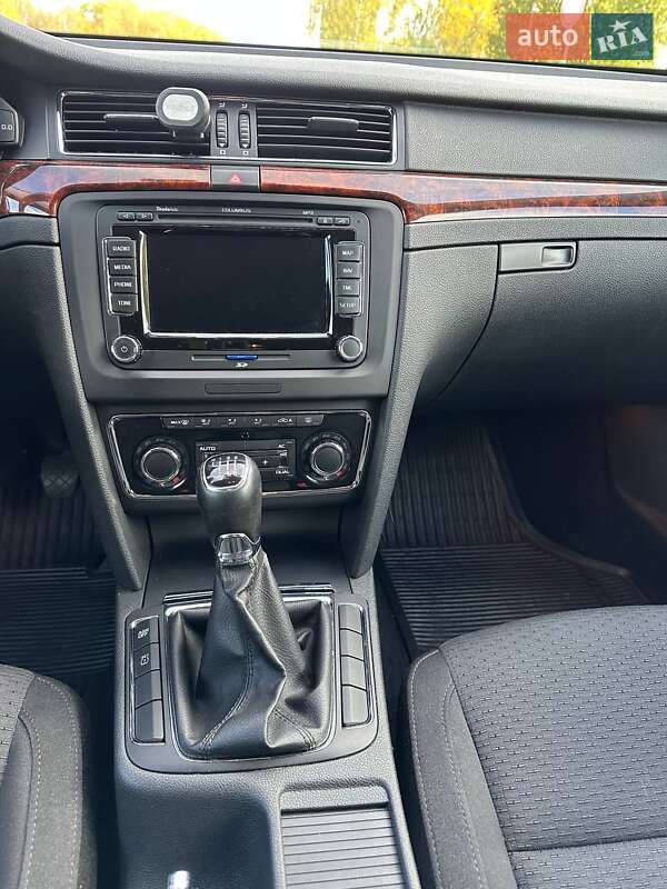Ліфтбек Skoda Superb 2013 в Харкові