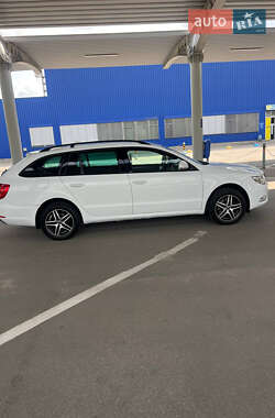 Универсал Skoda Superb 2011 в 