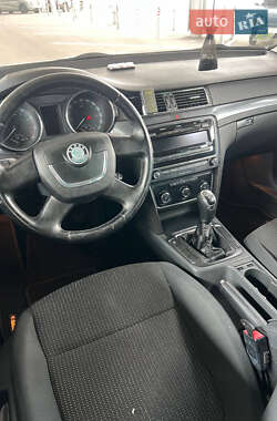 Универсал Skoda Superb 2011 в 