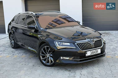 Універсал Skoda Superb 2016 в Ужгороді