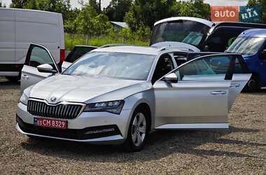 Універсал Skoda Superb 2020 в 