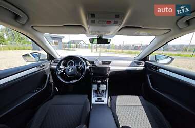 Універсал Skoda Superb 2020 в 