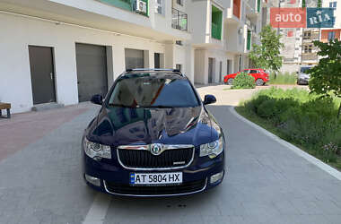 Универсал Skoda Superb 2011 в 
