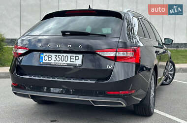 Универсал Skoda Superb 2020 в 