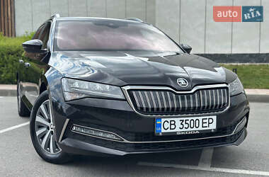 Универсал Skoda Superb 2020 в 