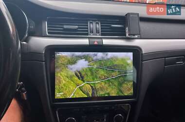 Лифтбек Skoda Superb 2014 в 