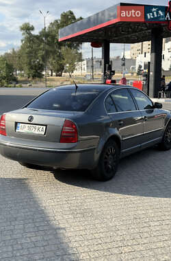Лифтбек Skoda Superb 2006 в 